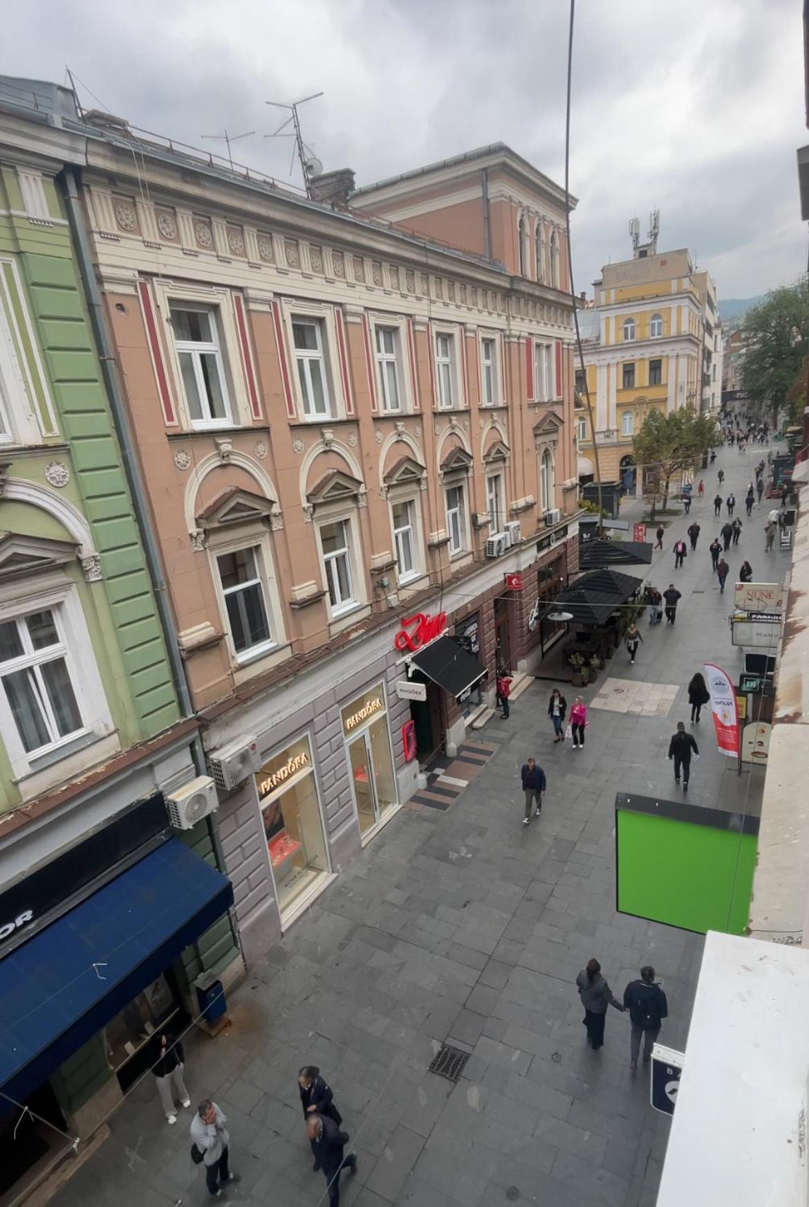 Main Street Retreat Apartment With Free Parking SJJ Exteriör bild