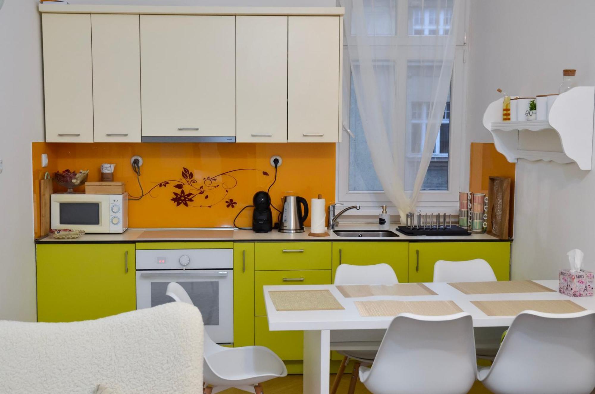 Main Street Retreat Apartment With Free Parking SJJ Exteriör bild