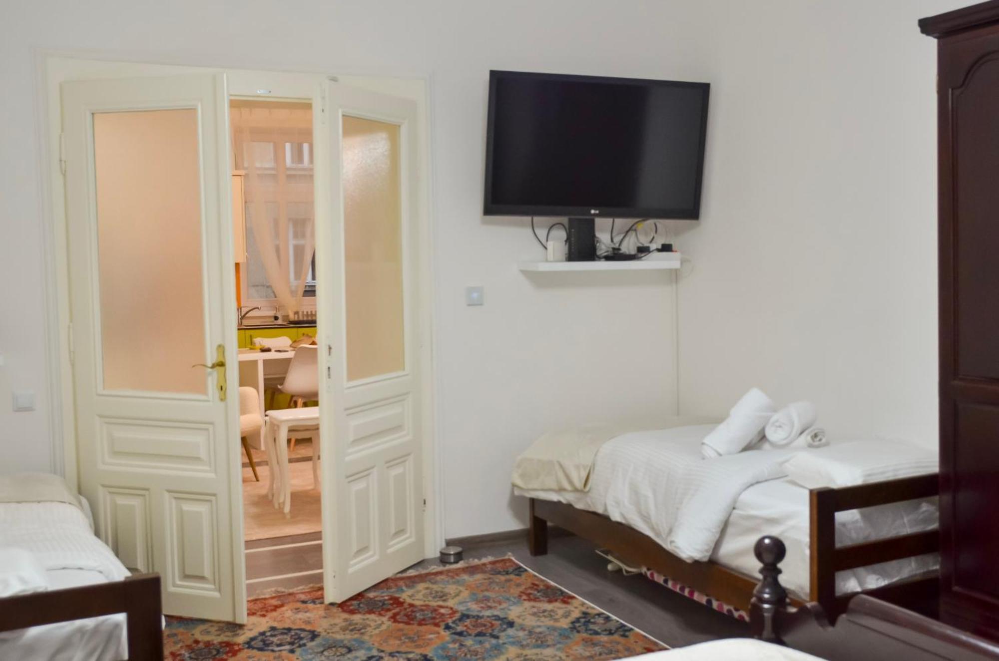 Main Street Retreat Apartment With Free Parking SJJ Exteriör bild