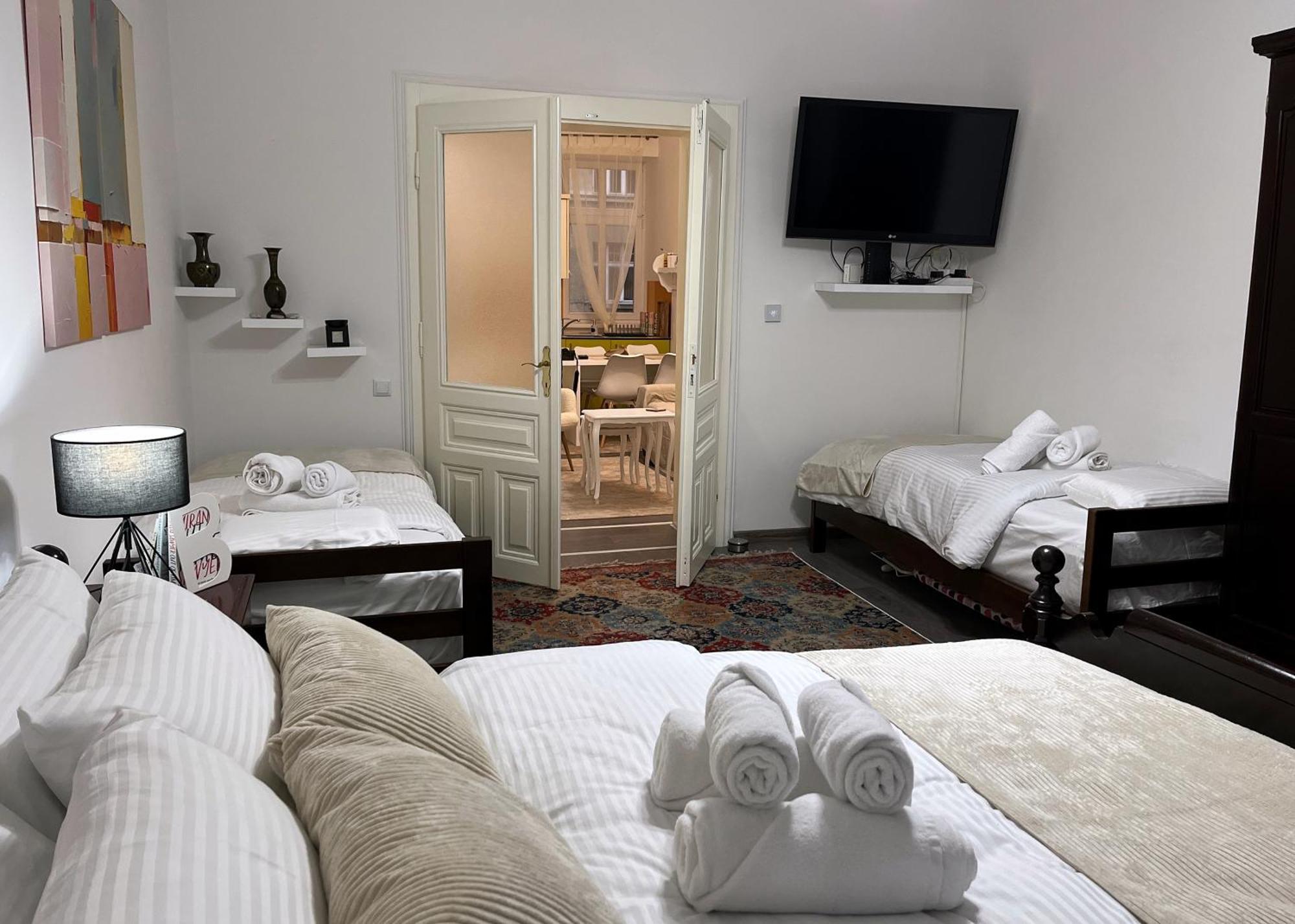 Main Street Retreat Apartment With Free Parking SJJ Exteriör bild