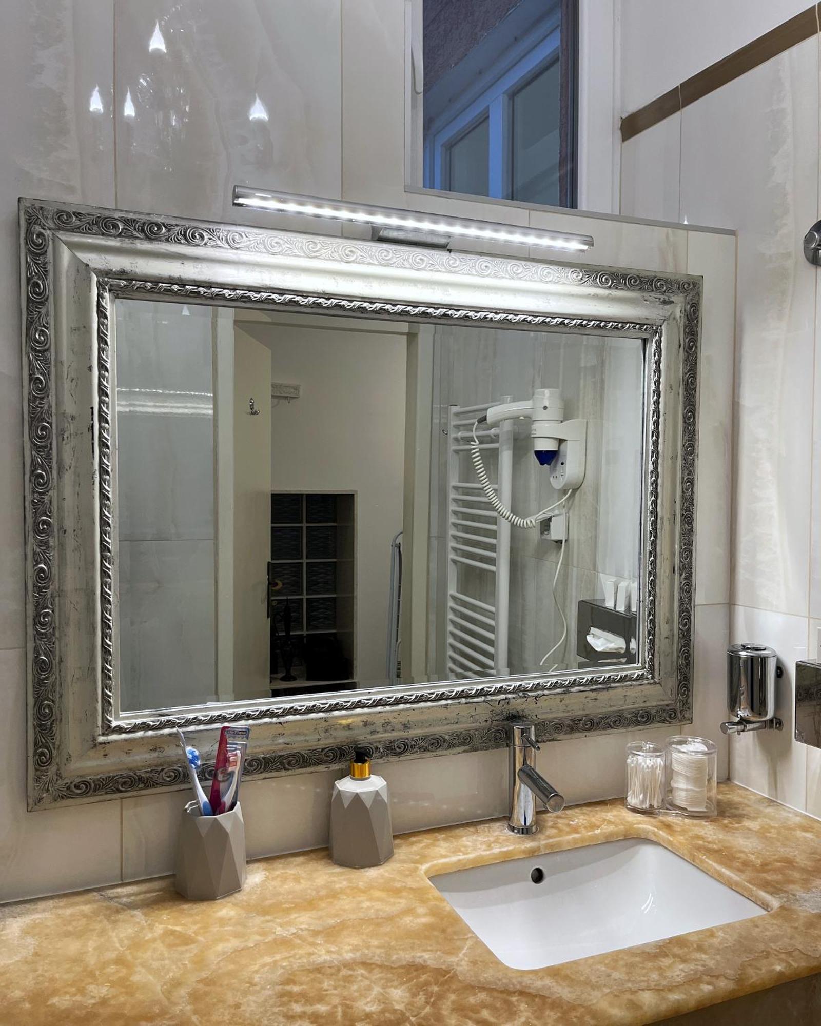 Main Street Retreat Apartment With Free Parking SJJ Exteriör bild