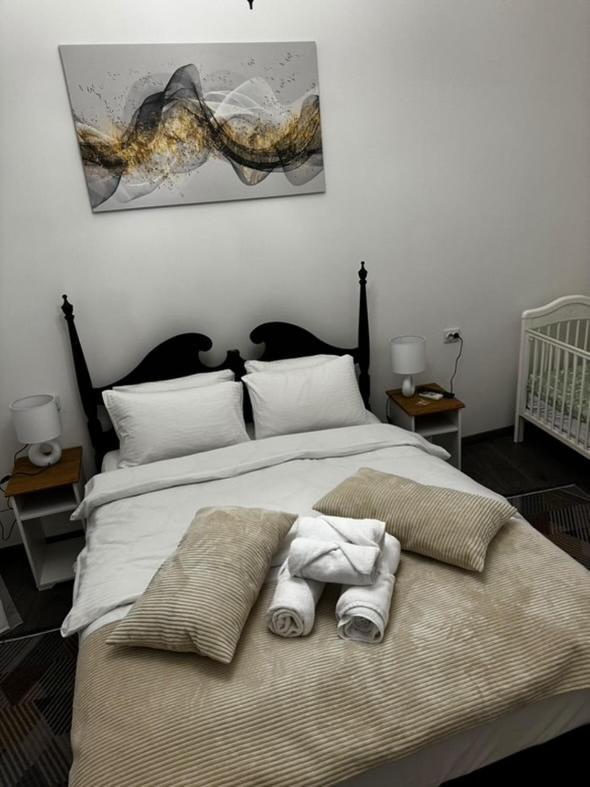 Main Street Retreat Apartment With Free Parking SJJ Exteriör bild
